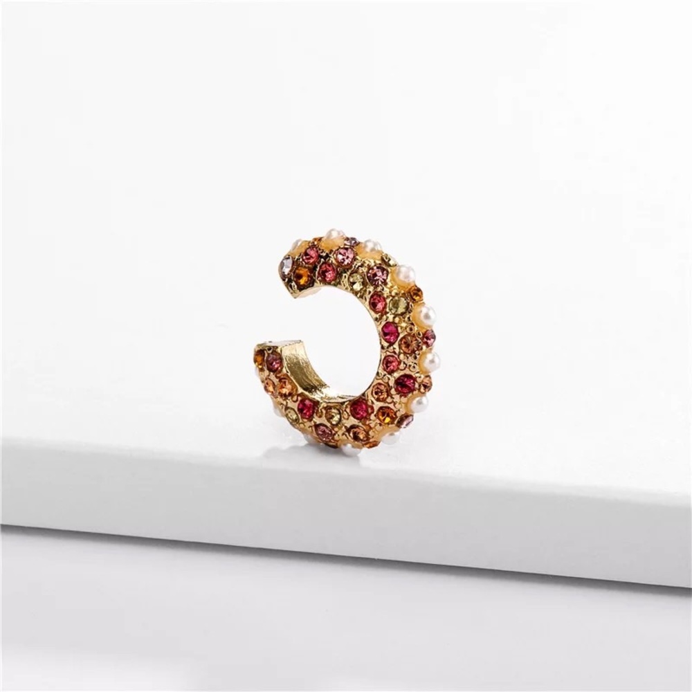 Gold Black Crystal & Pearle Encrusted Ear Cuff - Picture 6 of 7